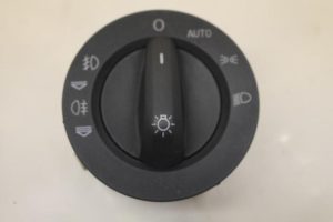 17800942 – 4F1941531D5PR – Licht Schalter
