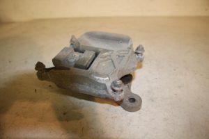 17819704 – 4G0399153T – Gearbox mount