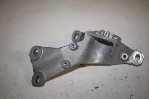 17803855 – 4H0399114E – Gearbox mount