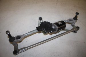 17820907 – 81C955023A – Ruitenwismotor+Mechaniek