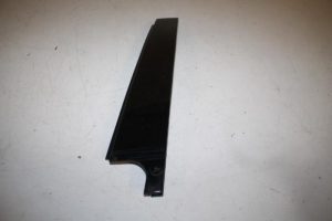 17828753 – 5G6839901B041 – B-stijl sierlijst exterieur