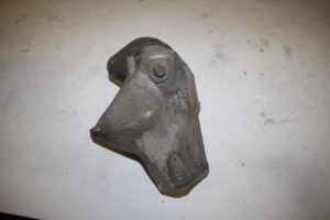 17827176 – 8E0399113L – Gearbox mount