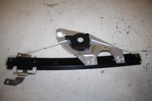 17823900 – 4B0839461 – Ruitmechaniek 4Deurs links-achter