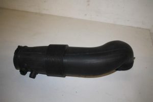17817518 – 07L129628E – Air intake hose