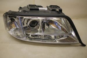 17796190 – 4B0941030M – Koplamp rechts