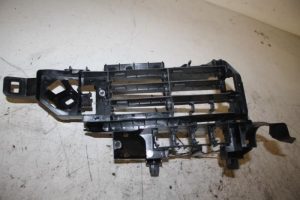 17813025 – 80A971845A – Steun (diversen)