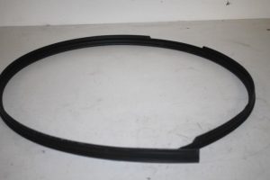 17803500 – 4G8854544A – Dakrubber rechts