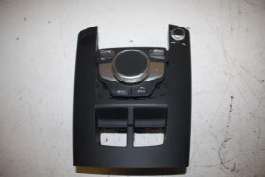 17815384 – 8V0919614BK – Regeleinheit Multi Media