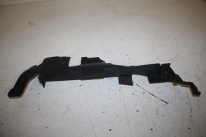 17808854 – 4B0121284Q – Luchtgeleider