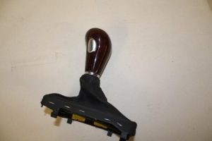17787921 – 4L1713139K1B4 – Gear stick
