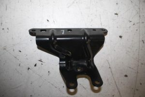 17815704 – 8W0616839 – Stütze (sonstige)