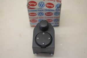 17801053 – 4D0959565C01C – Spiegel Schalter