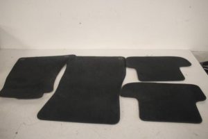 17805727 – 8K2863691CQA5 – Matten Set