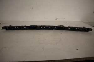 17804907 – 4G9807458D – Bumpersteun midden-achter