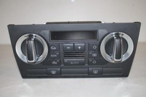 17803635 – 8P0820043H5PR – Climatronic Panel