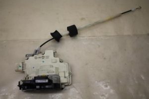 17797875 – 4F2837015 – Türschlossmechanik 4-türig links vorne