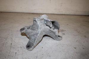 17831586 – 8K0199307AN – Motorsteun