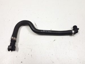 20408905 – 4M0611931AE – Slang (diversen)