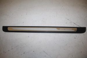 17806556 – 4G98533739B9 – Afdeklijst dorpel links