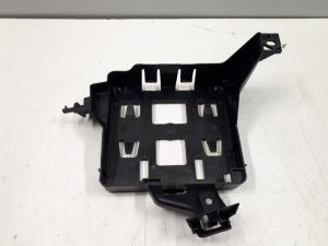 21333756 – 8W0907368 – Steun (diversen)