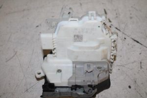 17811816 – 8J2837015E – Türschlossmechanik 4-türig links vorne