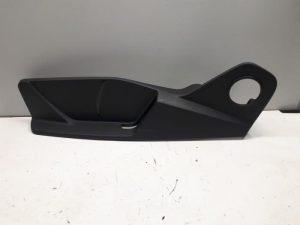 18577017 – 83A8813254PK – Stoel Bekleding links