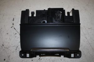 17814293 – 8K0857951V10 – Asbak voor