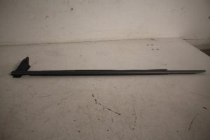 17810359 – 4G0853283EMI7 – Door strip