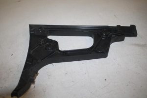 17805705 – 8T0807454 – Rear bumper bracket, right