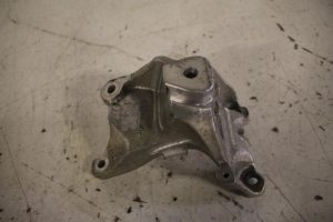 17816152 – 4H0199307AJ – Motorsteun