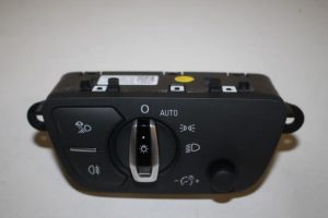 17817607 – 4M0941531AA5PR – Licht Schakelaar