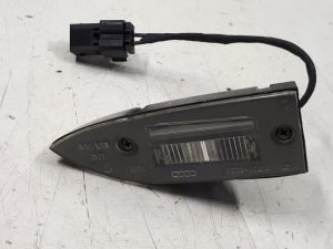 22051707 – 8D0943021E – Kenteken Verlichting