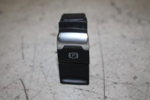17813394 – 8K1927225BWEP – Handbremse Schalter