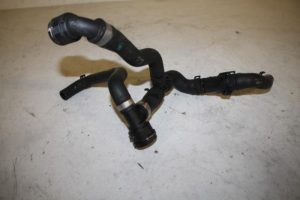 17819684 – 8W0122449BT – Radiator hose