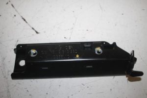 17809646 – 8W9813982 – Steun (diversen)