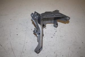 17810169 – 4G0399059G – Steun (diversen)