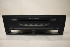 17796008 – 8T1035110A – CD Wisselaar