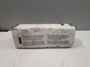 18120698 – 8E0880204E – Airbag rechts (Armaturenbrett)