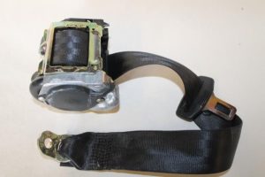 17789601 – 4D0857807V04 – Sicherheitsgurt Mitte hinten