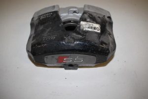 17817921 – 8T0615123C – Remklauw (Tang) links-voor