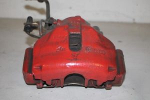 17826212 – 8E0615123A – Remklauw (Tang) links-voor