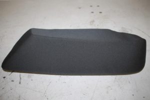 17816809 – 8F08857048E1 – Bekleding achterinstap