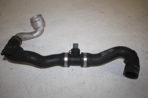 17806522 – 7P6122051C – Waterpijp