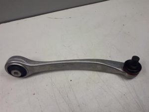 21447005 – 8D0407505B – Draagarm Boven links-voor