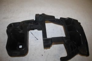 17807217 – 4G9807394B – Stoßstangenstütze rechts hinten