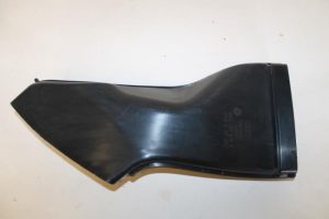 17790442 – 8E0129618G – Luchtgeleider