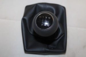 17794496 – 8V0863278AH62 – Gear stick cover