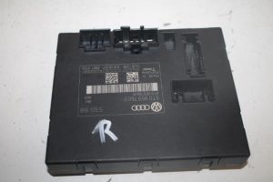 17803701 – 8T0959760B – Steuergerät Sitz