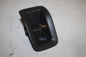 17824268 – 8W0887233B4PK – Isofix steun