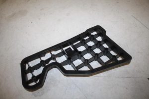 17821270 – 4M0864471A – Steun (diversen)